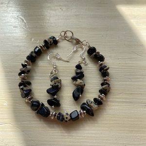 ❤️ 5 for $20 ❤️ Black and Dalmatian stone bead bracelet and earrings
